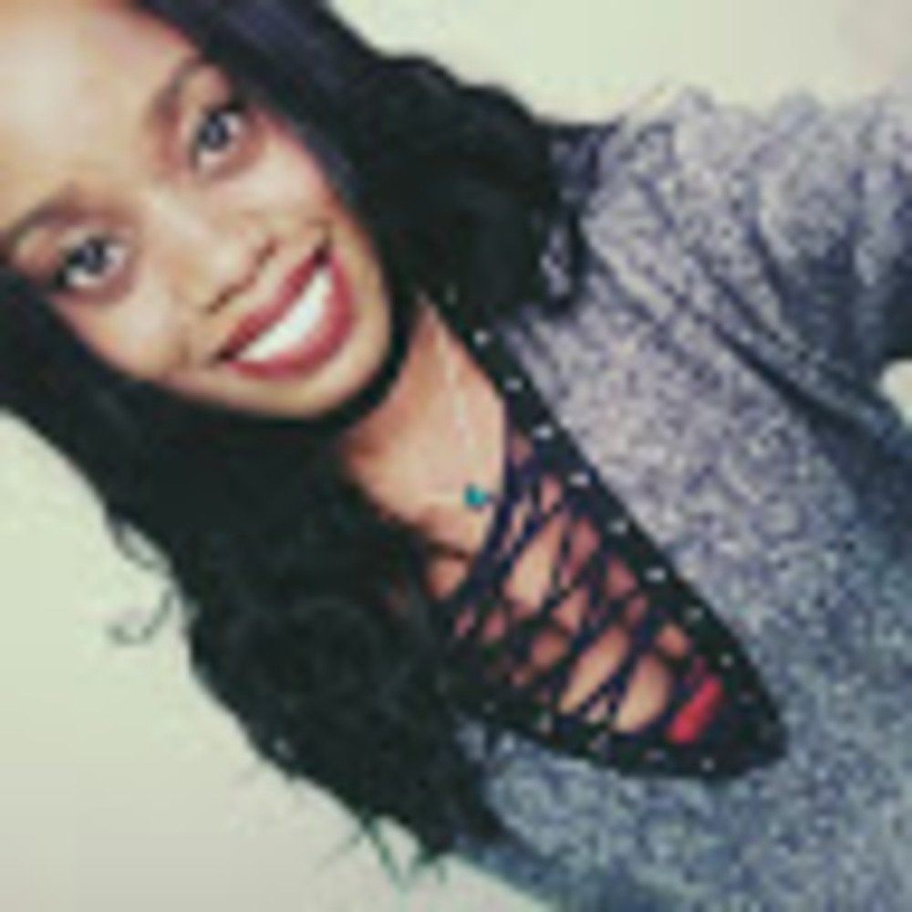 Meet your Posher, Paola marie